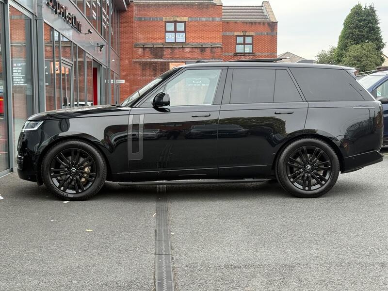 Land Rover Range Rover view 5