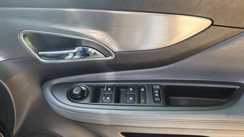 2015 Vauxhall Mokka — photo 30