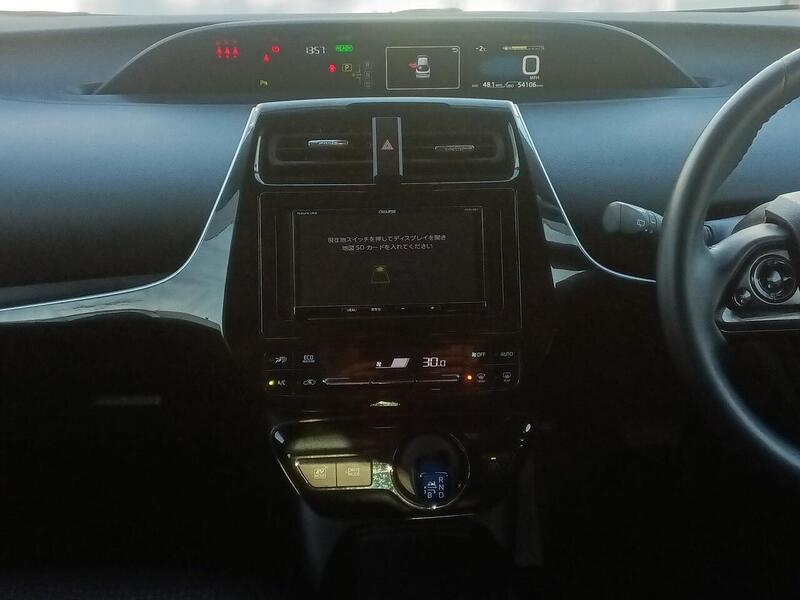Toyota Prius view 13