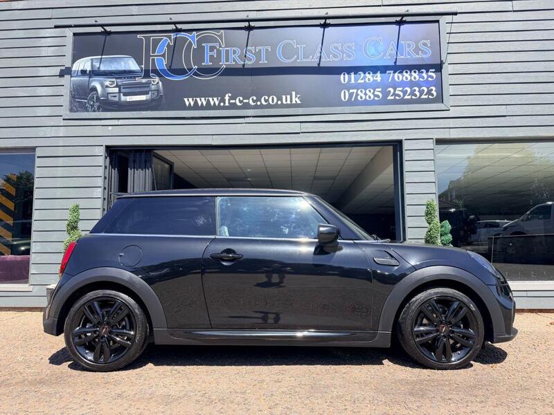 Mini Cooper view 4