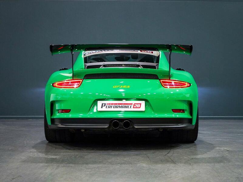 Porsche 911 view 2