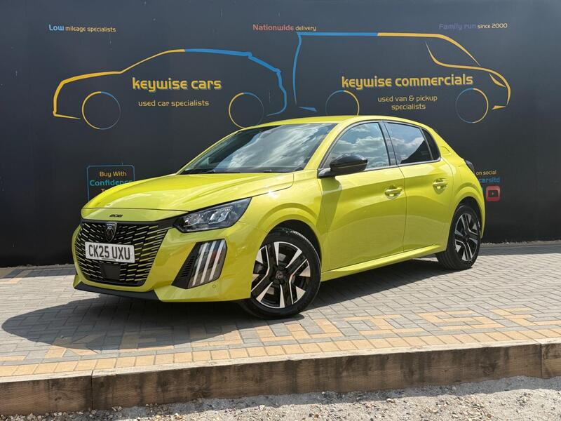 Peugeot 208 main image
