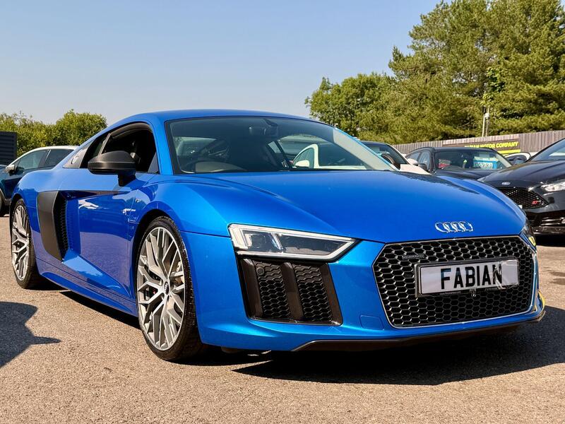 Audi Audi R8 view 6