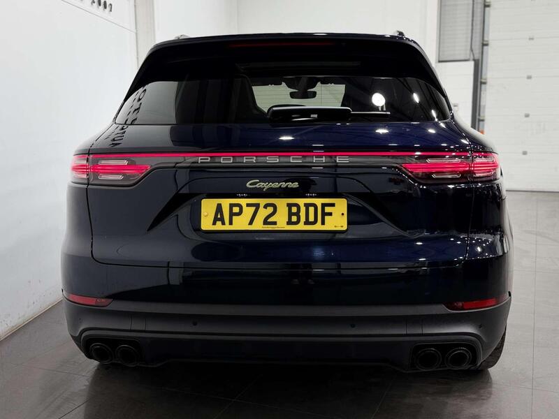 Porsche Cayenne view 6