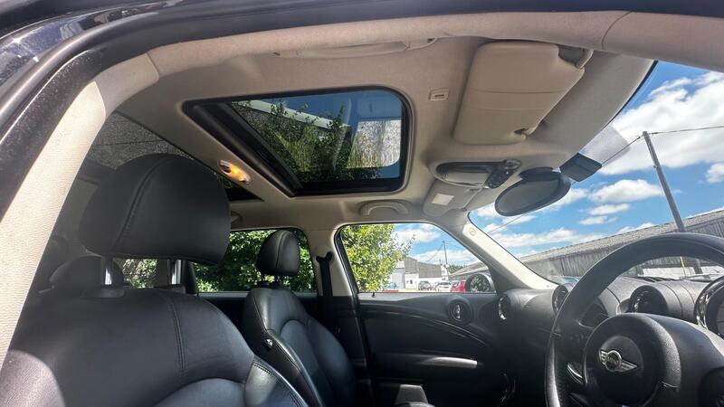 2013 MINI Countryman — photo 12