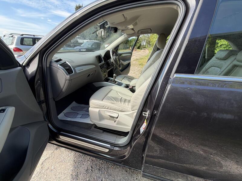 2011 Audi Q5 — photo 24