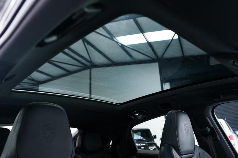 Porsche Cayenne view 4