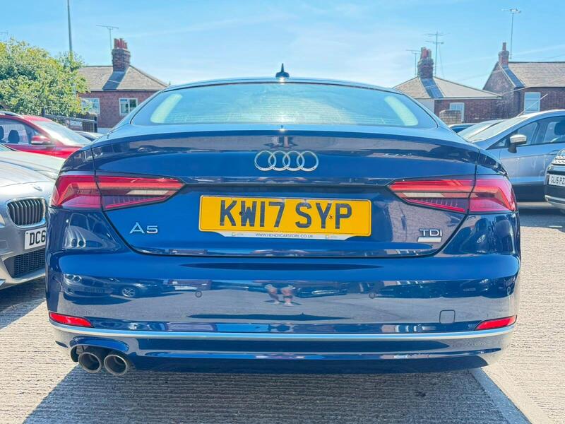 Audi A5 view 4