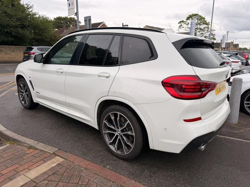 BMW X3 view 7