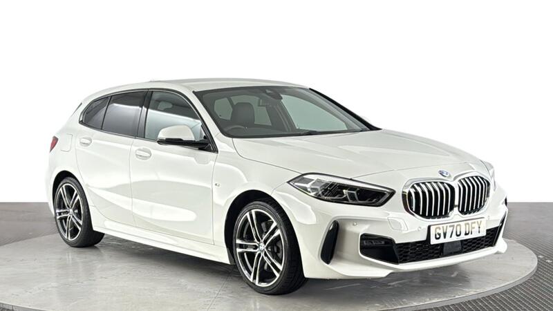 BMW 1 Series view 2
