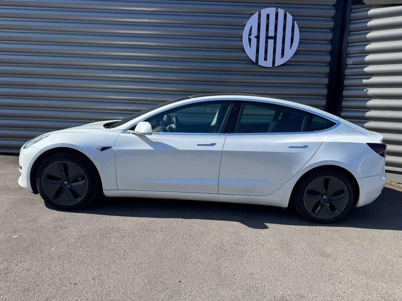 Tesla Model 3 view 6