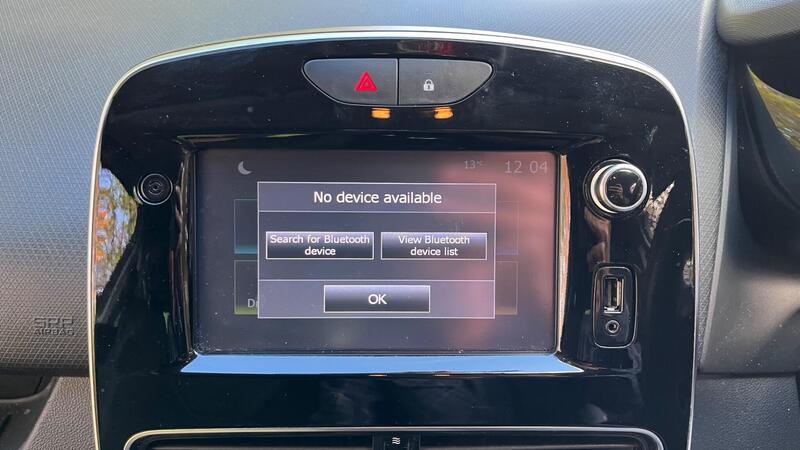 2019 Renault Clio — photo 31