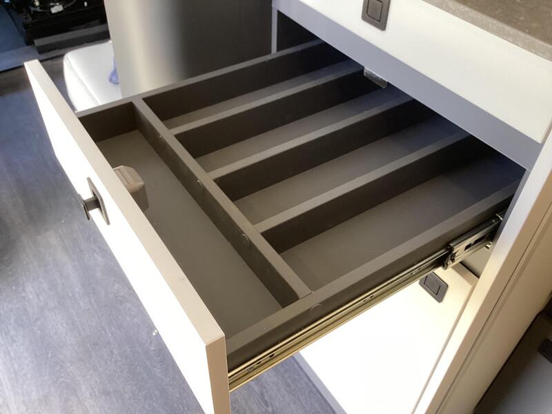 Auto-Trail F-Line F60 — image 21