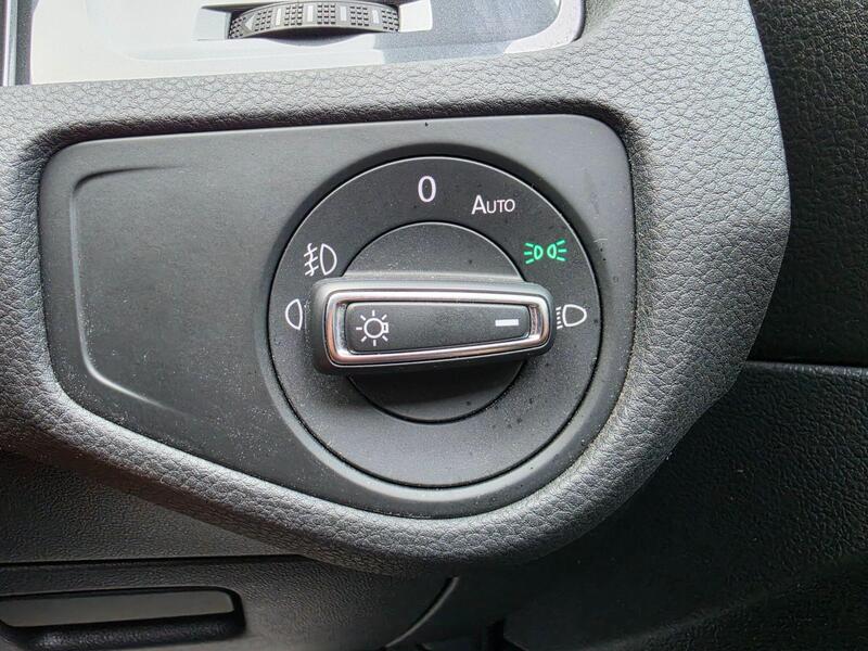 Volkswagen Golf 1.5 TSI EVO Match DSG Euro 6 (s/s) 5dr thumbnail 34