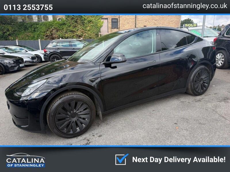 Tesla Model Y view 3