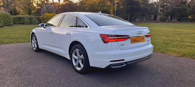 Audi A6 view 6