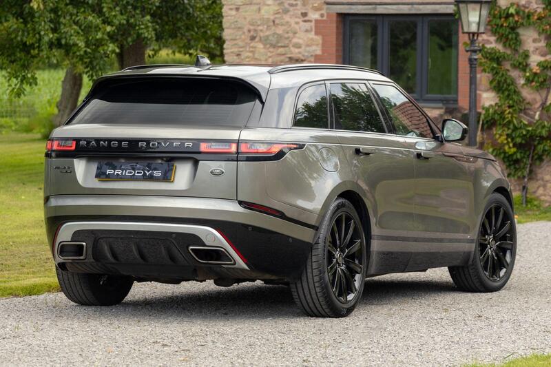 Land Rover Range Rover Velar view 6
