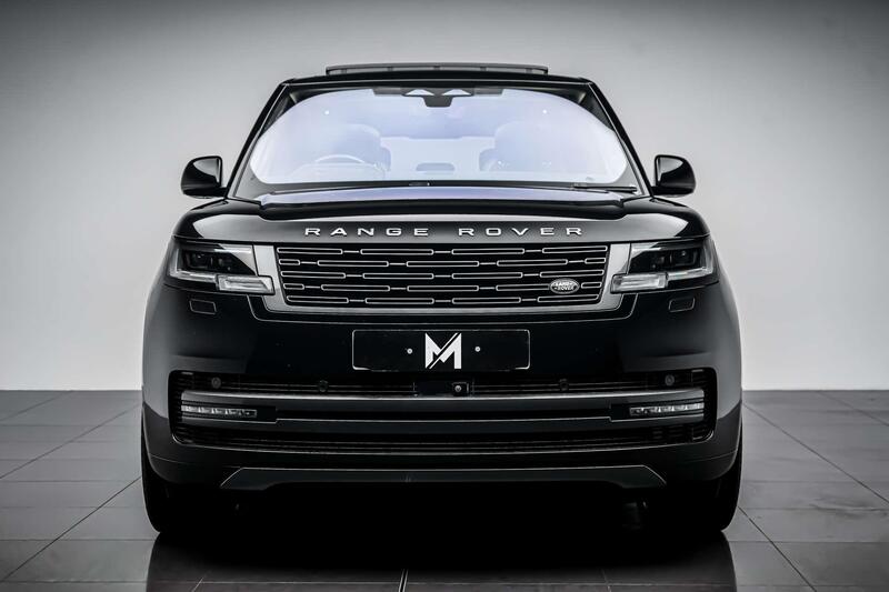 Land Rover Range Rover view 2