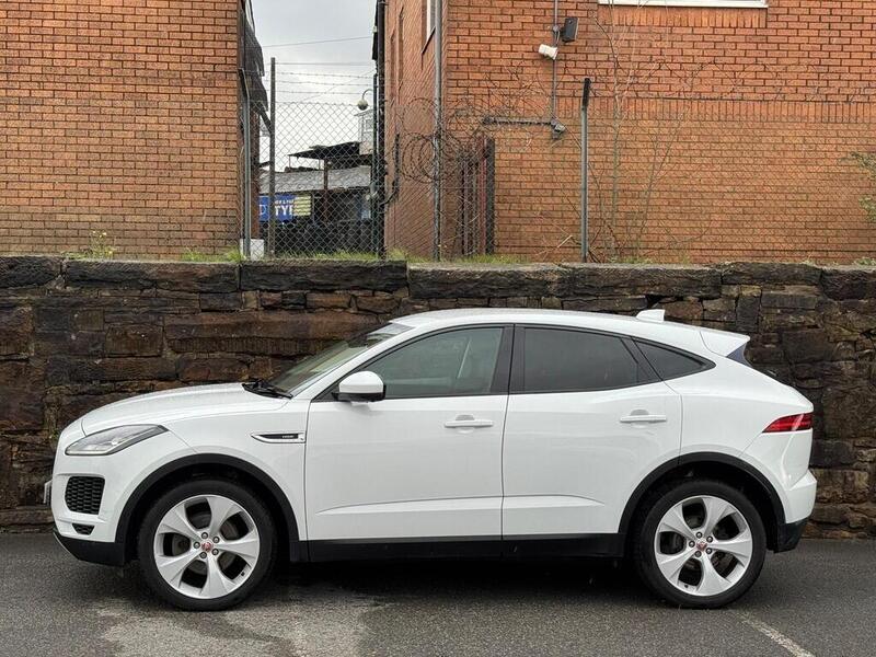 Jaguar E-Pace view 4