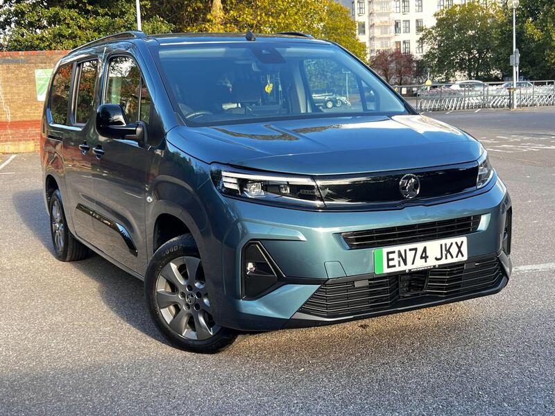 2025 Vauxhall Combo Life Electric in Blue for sale