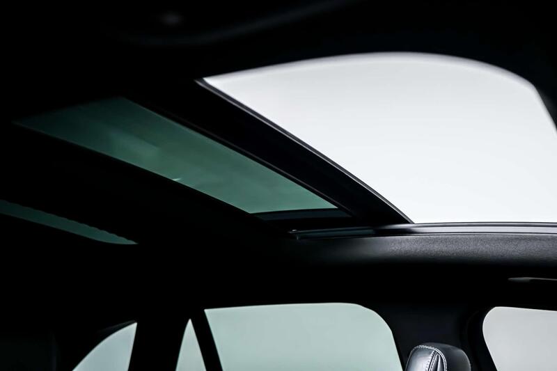 Mercedes-Benz Mercedes-Benz GLC view 3