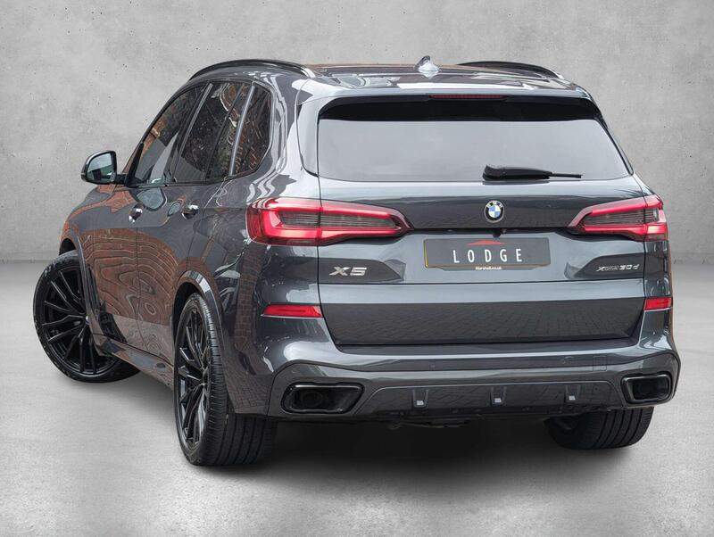 BMW X5 view 5