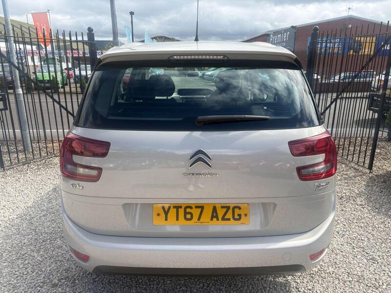 Citroen Grand C4 Picasso view 5