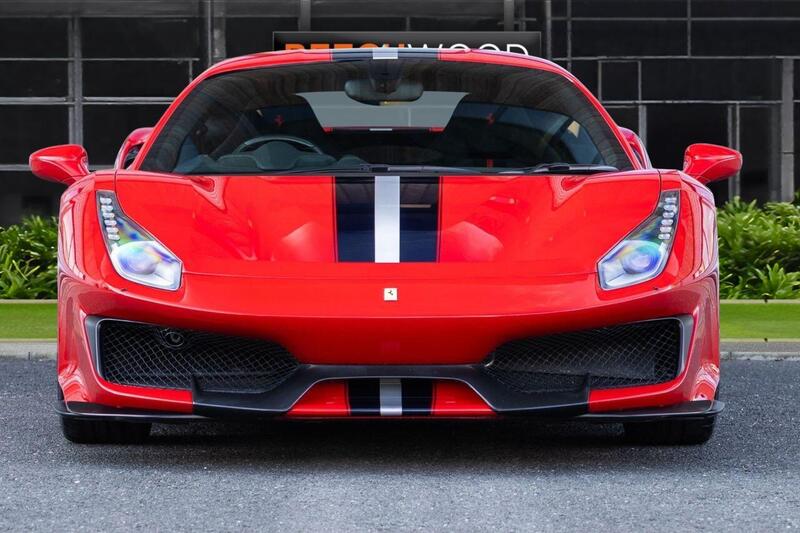 Ferrari 488 view 3