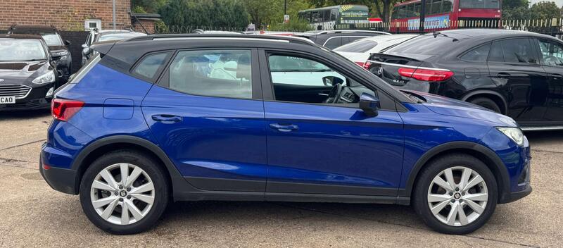 Seat Arona view 6