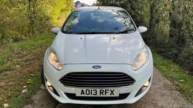 2013 Ford Fiesta — photo 3