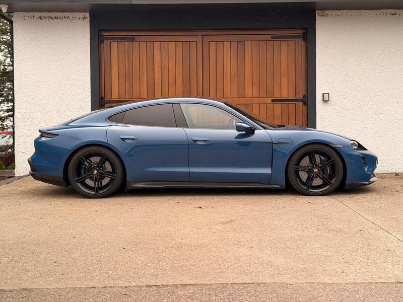 Porsche Taycan view 7