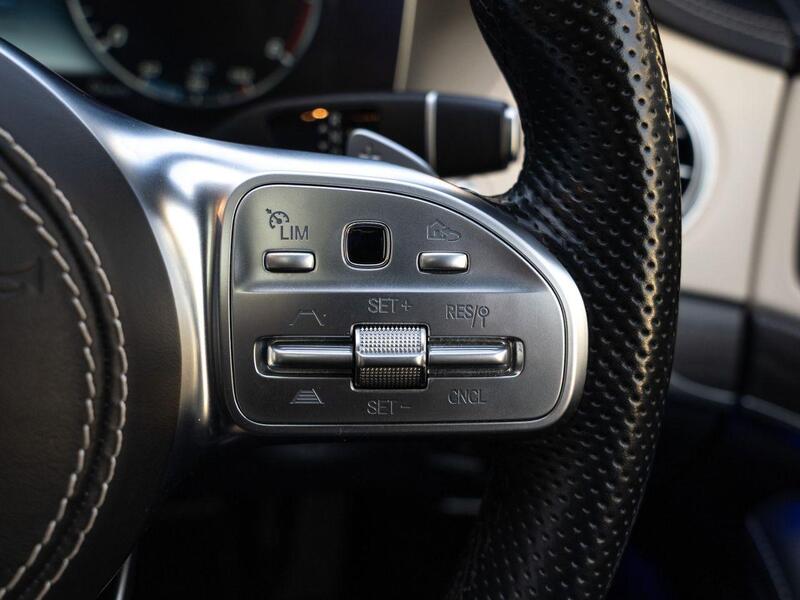 Mercedes-Benz S Class view 25