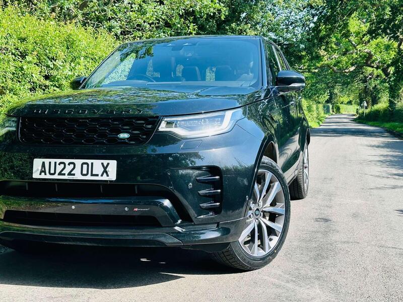 Land Rover Discovery view 2