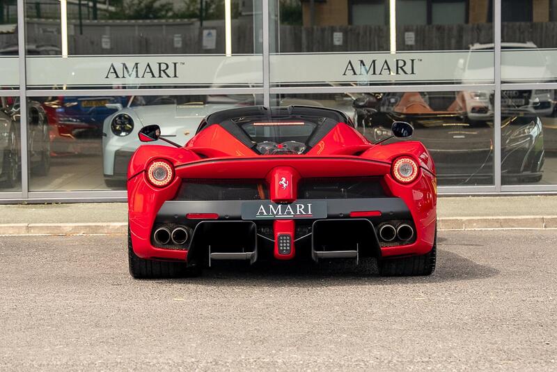 Ferrari Laferrari view 5