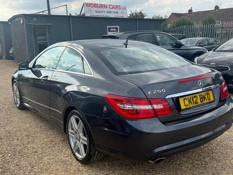 Mercedes-Benz E Class view 6