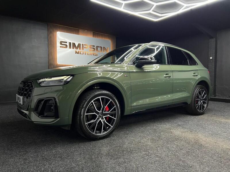 Audi Q5 view 3