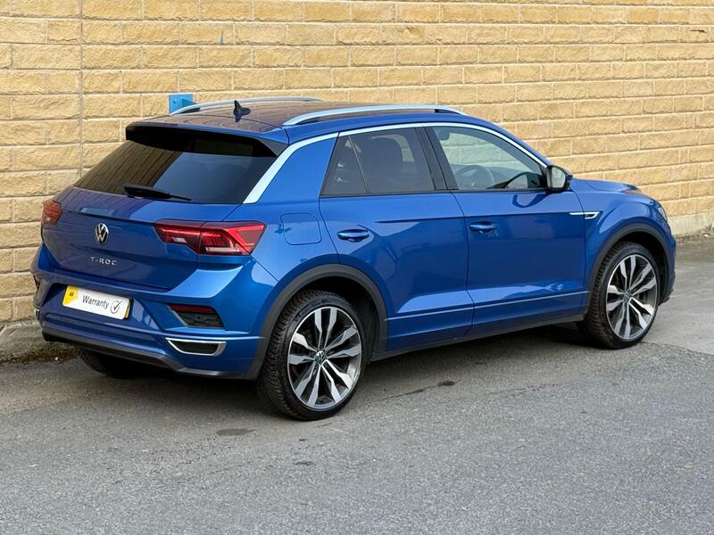 Volkswagen T-Roc view 5