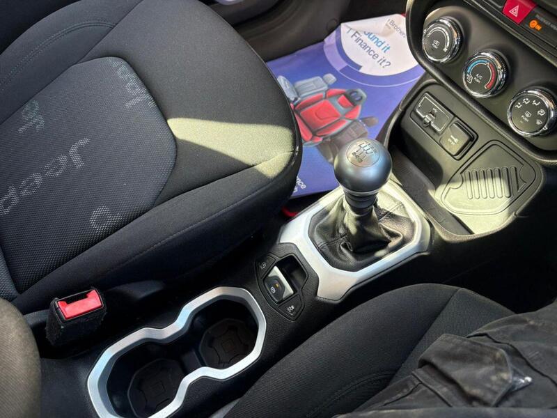 Jeep Renegade view 7