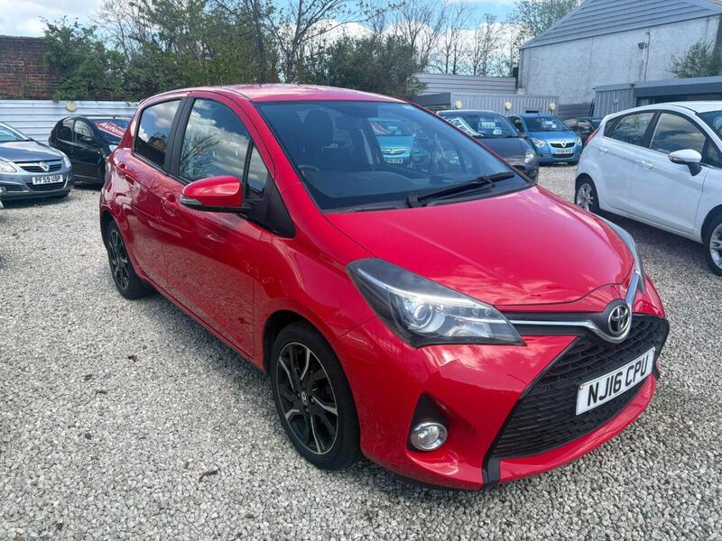 Toyota Yaris main image