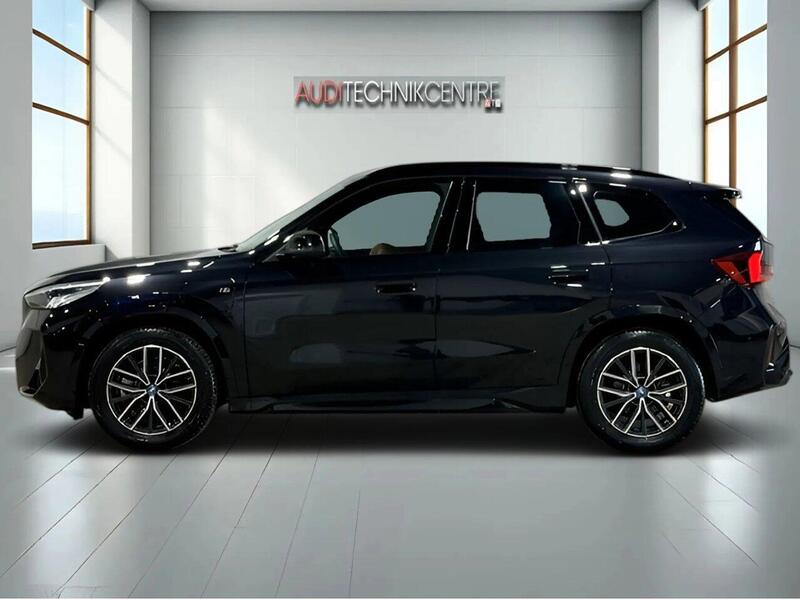 BMW X1 view 3