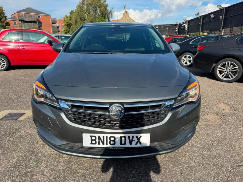 Vauxhall Astra view 3