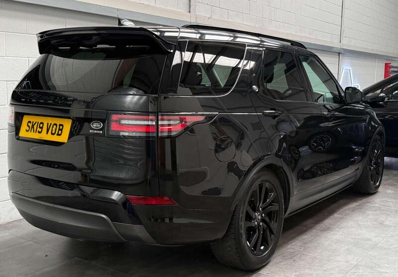 Land Rover Discovery 3 view 6