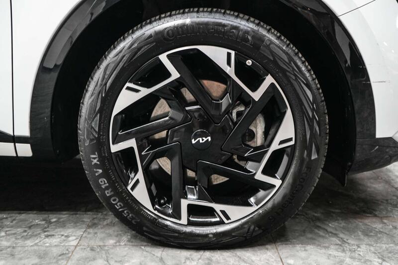 Kia Sportage view 7