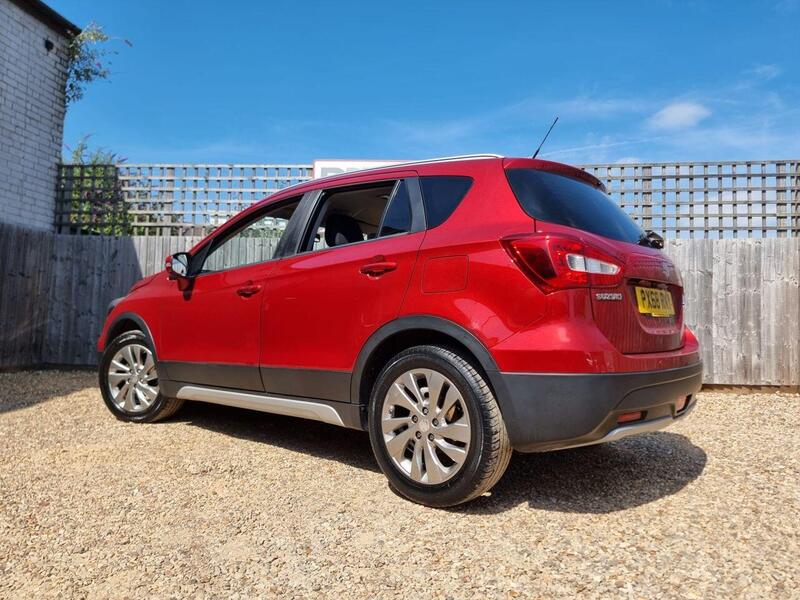Suzuki SX4 S-Cross view 4