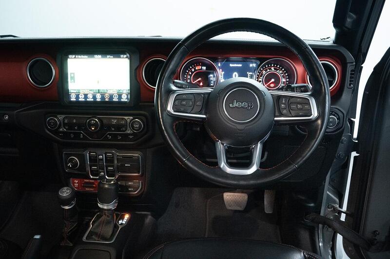 Jeep Wrangler view 5