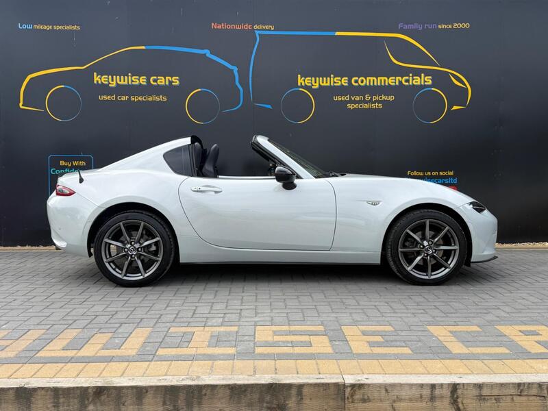 Mazda MX-5 view 6