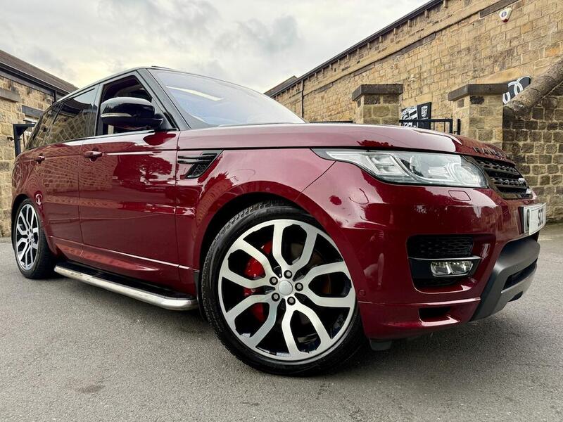 Land Rover Range Rover Sport view 3