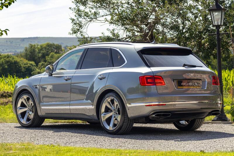 Bentley Bentayga view 2