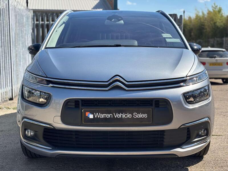 Citroen Grand C4 Spacetourer view 3
