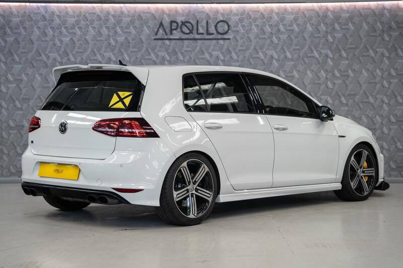 Volkswagen Golf view 2
